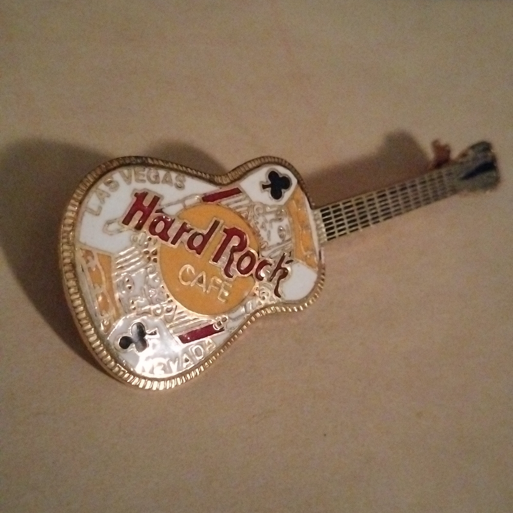 ⚜️ Hard Rock Cafe Las Vegas King Of Clubs Guitar Pin